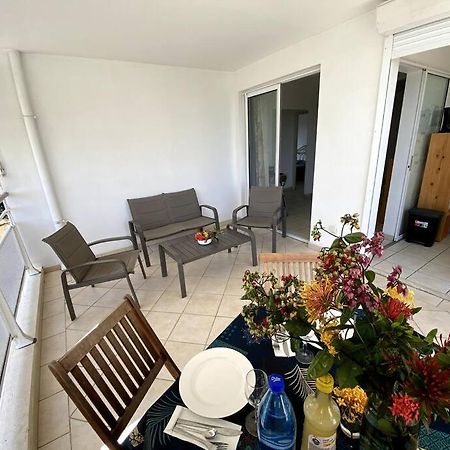 Appartement - Vue Mer Et Montagne Сент-Люс Экстерьер фото